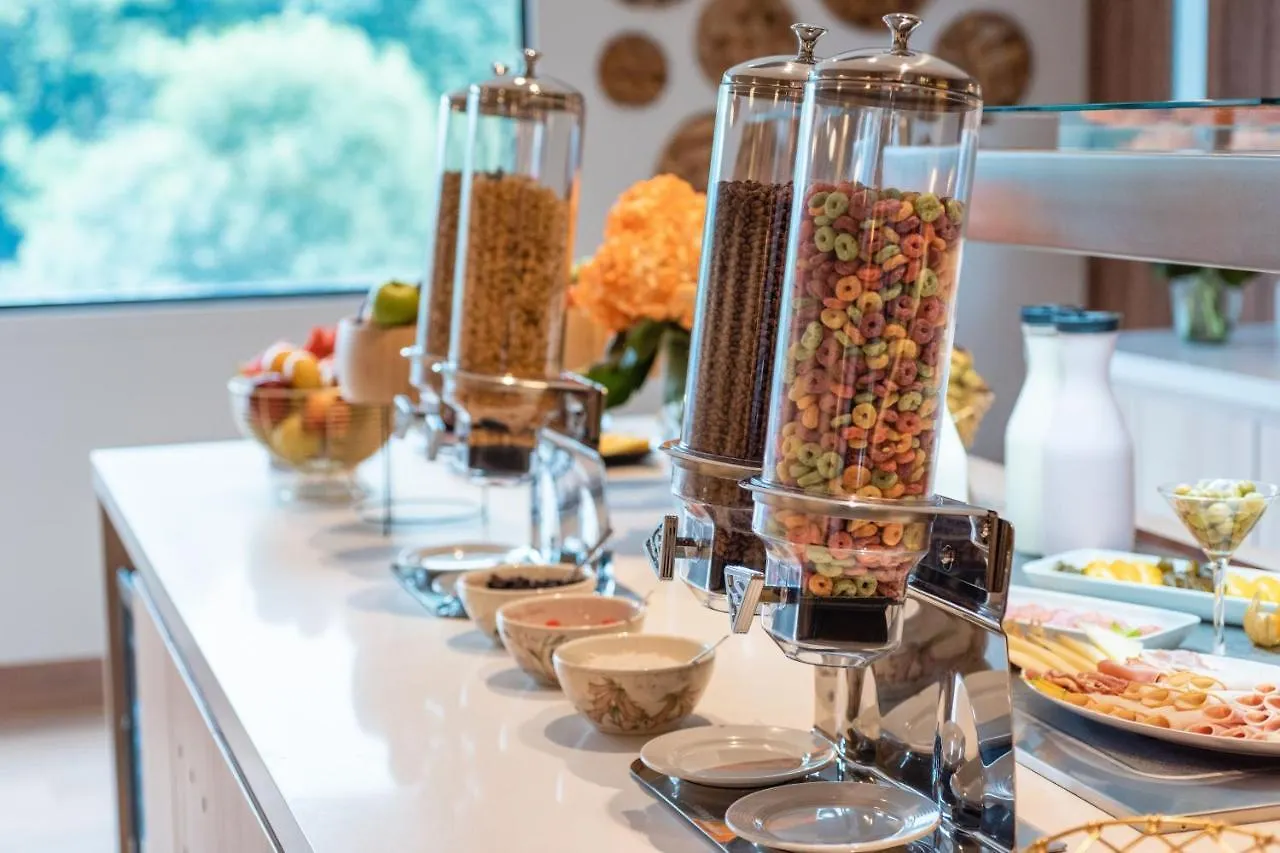 ***  Fairfield By Marriott Medellin Sabaneta Hotel Itagui Colombia